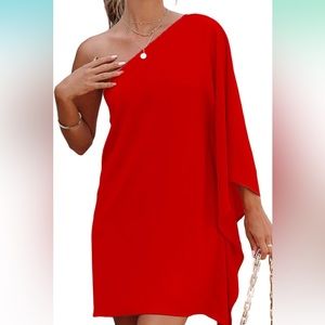 A beautiful elegant  shoulder dress smoke and pet free home